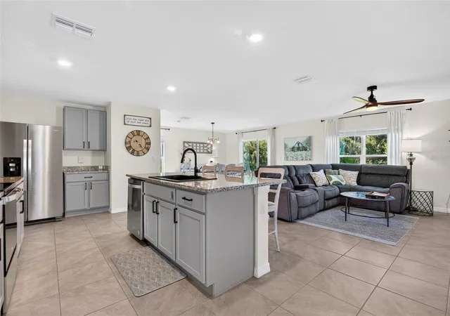 Photo 3 of Single family home for sale at 10137 Charlotte Dr, Parrish, FL 34219 | MLS# A4705455 | Listing updated on 2026-10-08