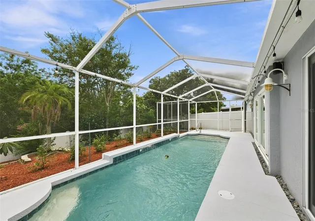 Photo 2 of Single family home for sale at 216 Lookout Dr, Apollo Beach, FL 33572 | MLS# TB8546612 | Listing updated on 2026-09-12