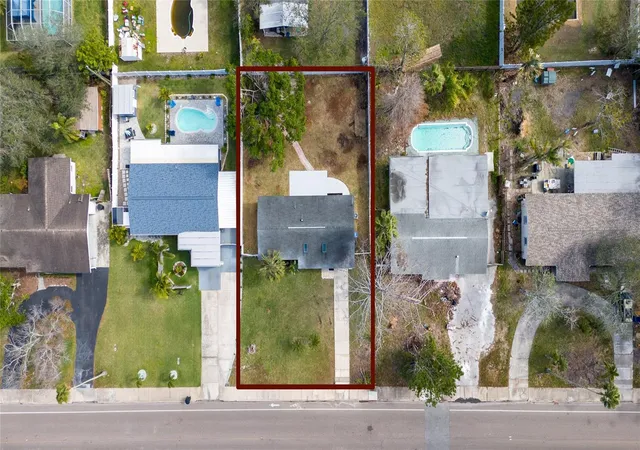 Photo 2 of Single family home for sale at 4401 Shore Acres Blvd NE, Saint Petersburg, FL 33703 | MLS# O6440156 | Listing updated on 2026-10-16
