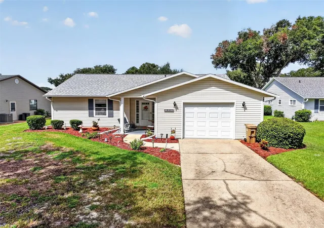 Photo 1 of Sale Pending at 1036 Scotch Pine Ct, Leesburg, FL 34788 | MLS# G5117529 | Listing updated on 2026-10-22
