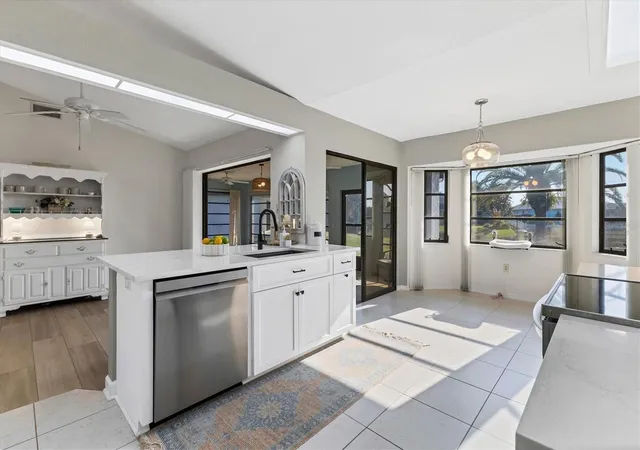 Photo 3 of Single family home for sale at 25 Bunker Ct, Rotonda West, FL 33947 | MLS# D6148698 | Listing updated on 2026-10-01
