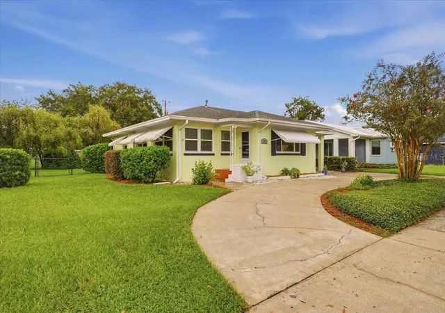 Single family home for sale at 407 Pablo St, LAKELAND, FL 33803 | MLS# L4964908