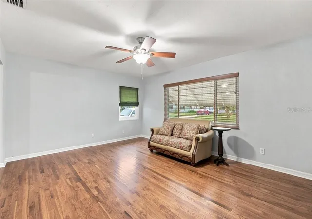 Photo 3 of Single family home for sale at 407 Pablo St, Lakeland, FL 33803 | MLS# L4964908 | Listing updated on 2026-10-19