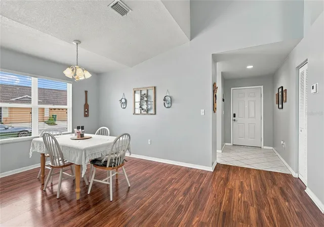 Listing Photo 4 - Condo for sale in building located at 3013 Live Oak Ln, PALMETTO, FL 34221 - Unit #31