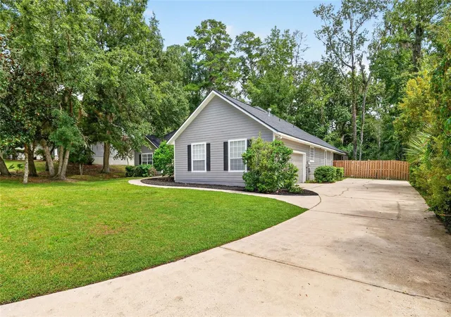 Photo 4 of Single family home for sale at 7715 NW 53rd Way, Gainesville, FL 32653 | MLS# GC543353 | Listing updated on 2026-09-11