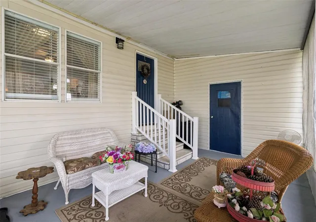 Photo 4 of Manufactured home for sale at 6141 Zephyr Ridge Dr, Zephyrhills, FL 33542 | MLS# O6440176 | Listing updated on 2026-09-14