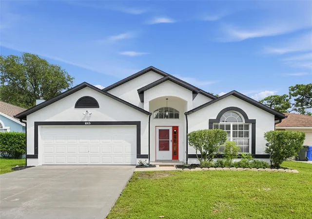 Photo 1 of Single family home for sale at 1015 Bartlett Ct, Oviedo, FL 32765 | MLS# O6440177 | Listing updated on 2026-09-30