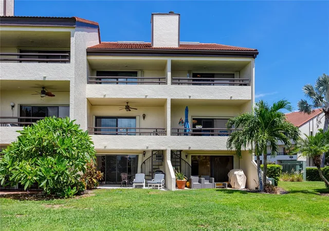 Photo 2 of Condo for sale at 126 1st Street E #102, Saint Petersburg, FL 33715 | MLS# TB8546700 | Listing updated on 2026-10-24