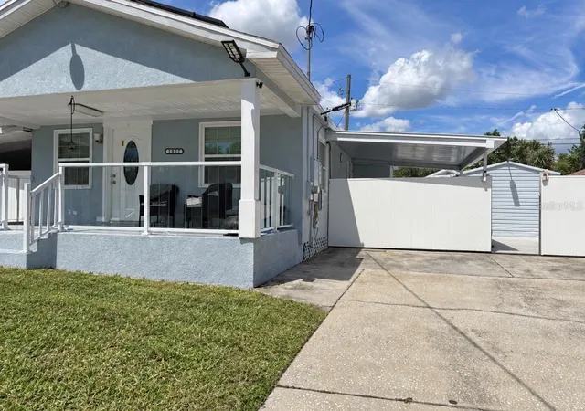 Photo 3 of Single family home for sale at 2907 W Palmetto St, Tampa, FL 33607 | MLS# TB8546708 | Listing updated on 2026-09-13