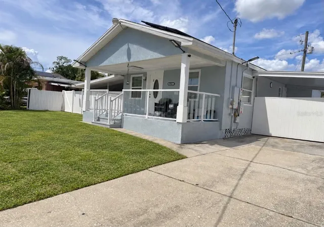 Photo 3 of Single family home for sale at 2907 W Palmetto St, Tampa, FL 33607 | MLS# TB8546708 | Listing updated on 2026-09-13