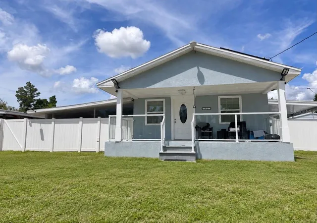 Photo 4 of Single family home for sale at 2907 W Palmetto St, Tampa, FL 33607 | MLS# TB8546708 | Listing updated on 2026-09-13