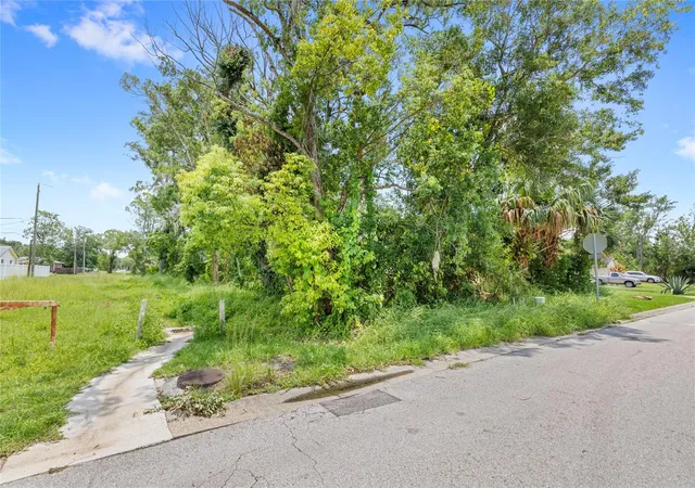 Photo 1 of Land for sale at 101 Hartwell Ave, Sanford, FL 32771 | MLS# O6440203 | Listing updated on 2026-09-11