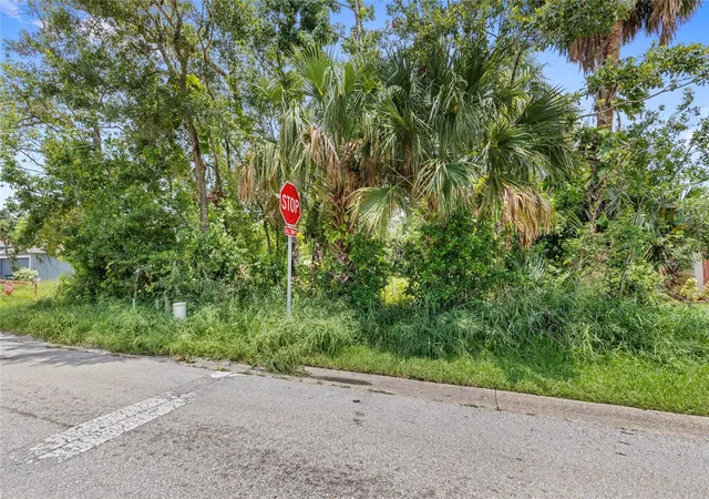 Photo 4 of Land for sale at 101 Hartwell Ave, Sanford, FL 32771 | MLS# O6440203 | Listing updated on 2026-09-11
