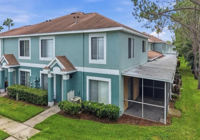 Photo 1 of Townhouse for sale at 2039 Fluorshire Dr, Brandon, FL 33511 | MLS# TB8546737 | Listing updated on 2026-09-29