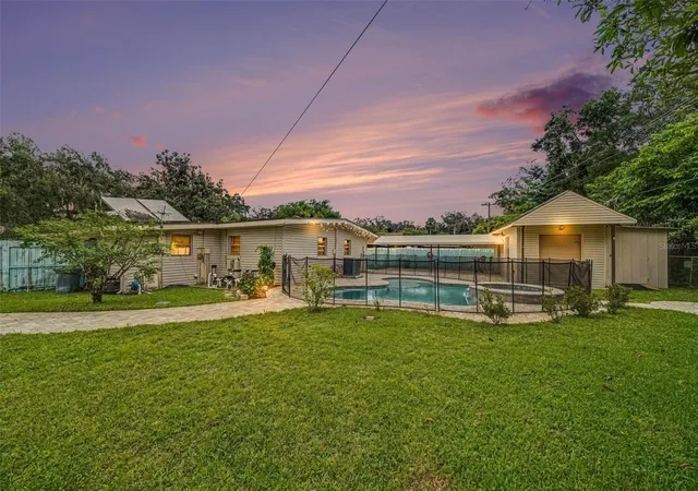 Photo 3 of Single family home for sale at 307 Tucker Dr, Sanford, FL 32773 | MLS# O6440251 | Listing updated on 2026-09-15