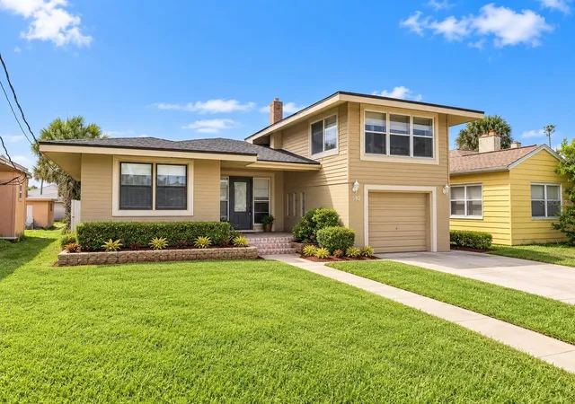 Photo 1 of Single family home for sale at 582 Revilo Blvd, Daytona Beach, FL 32118 | MLS# S5157209 | Listing updated on 2026-10-05