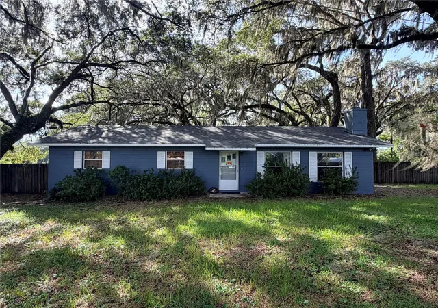 Single family home for sale at 14850 NE 214th Avenue, Fort Mc Coy, FL 32134 | MLS# OM731932