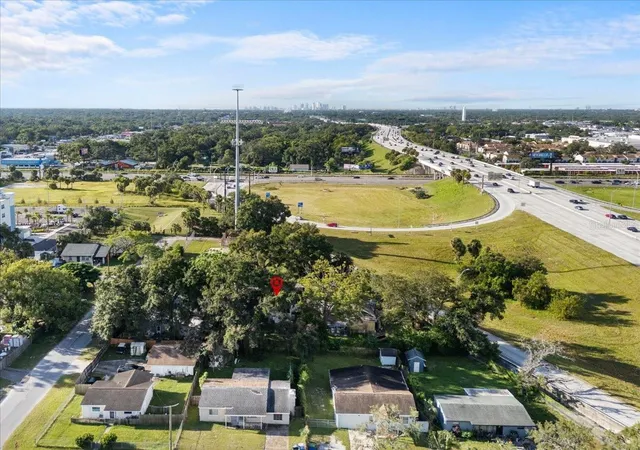 Photo 29 of Single family home for sale at 704 E Wilma St, TAMPA, FL 33612 | MLS# TB8546760 | Listing updated on 2026-10-04