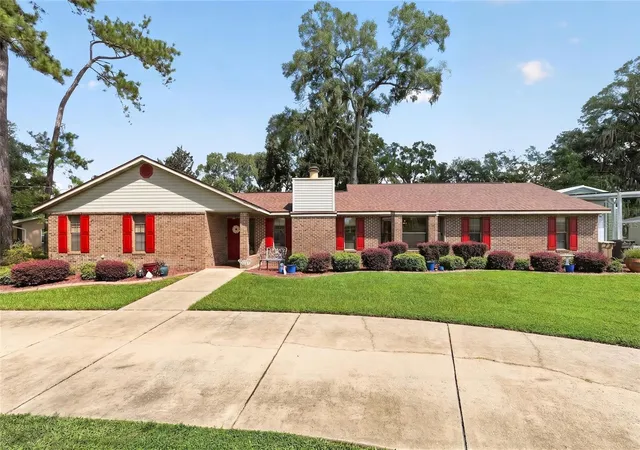 Photo 2 of Single family home for sale at 3719 Se 4th Street, Ocala, FL 34471 | MLS# OM731935 | Listing updated on 2026-09-14