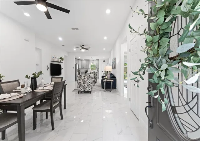 Photo 3 of Single family home for sale at 675 S Cedar Ave, Orange City, FL 32763 | MLS# O6440273 | Listing updated on 2026-09-11