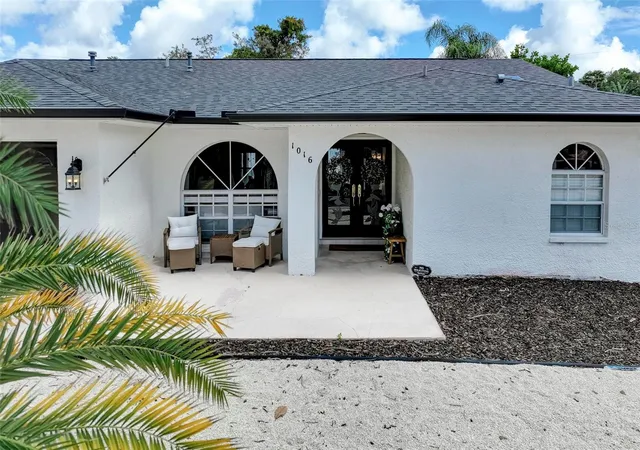 Photo 2 of Single family home for sale at 1016 Goshen Rd, Tarpon Springs, FL 34689 | MLS# A4705515 | Listing updated on 2026-09-11