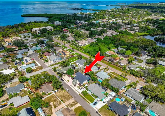 Photo 3 of Single family home for sale at 1016 Goshen Rd, Tarpon Springs, FL 34689 | MLS# A4705515 | Listing updated on 2026-09-11