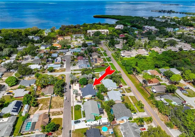 Photo 3 of Single family home for sale at 1016 Goshen Rd, Tarpon Springs, FL 34689 | MLS# A4705515 | Listing updated on 2026-09-11