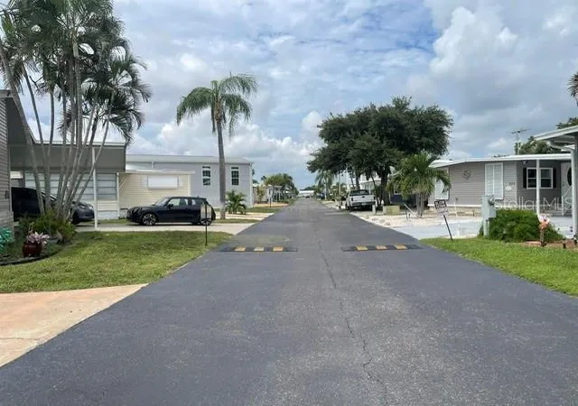 Photo 3 of Land for sale at 636 Mount Piney Ave NE #702, Saint Petersburg, FL 33702 | MLS# A4705516 | Listing updated on 2026-10-08