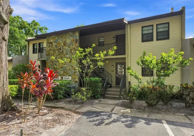 Photo 1 of Condo for sale at 1000 Tarpon Woods Blvd #302, Palm Harbor, FL 34685 | MLS# TB8546773 | Listing updated on 2026-09-30