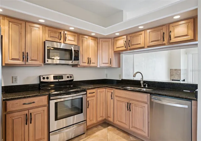 Photo 4 of Condo for sale at 459 Hamptoncrest Cir #205, Lake Mary, FL 32746 | MLS# O6440282 | Listing updated on 2026-09-23