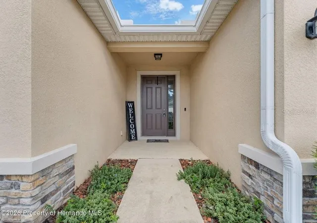 Photo 4 of Single family home for sale at 13607 Fairdale Ln, Spring Hill, FL 34609 | MLS# W7889330 | Listing updated on 2026-09-11