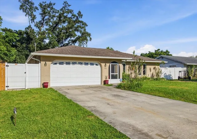 Photo 3 of Single family home for sale at 3105 Baldwin Ave, Sarasota, FL 34232 | MLS# A4705521 | Listing updated on 2026-09-14