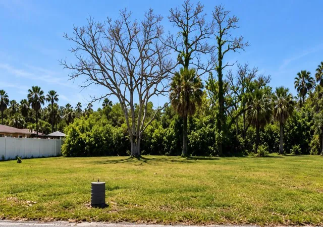 Photo 3 of Land for sale at 7653 Pier Rd, Port Richey, FL 34668 | MLS# O6440292 | Listing updated on 2026-09-12