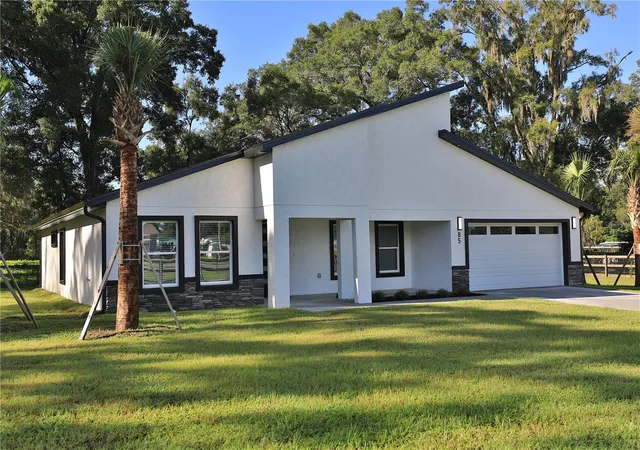 Photo 1 of Single family home for sale at 85 Sw 77th Court, Ocala, FL 34474 | MLS# OM731943 | Listing updated on 2026-09-11