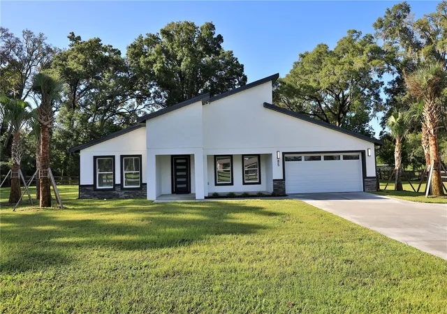 Photo 2 of Single family home for sale at 85 Sw 77th Court, Ocala, FL 34474 | MLS# OM731943 | Listing updated on 2026-09-11