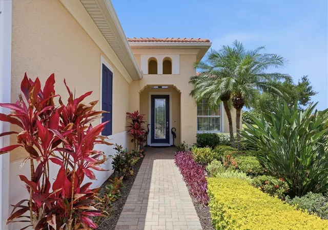 Photo 4 of Single family home for sale at 345 Savona Way, North Venice, FL 34275 | MLS# N6145681 | Listing updated on 2026-09-15