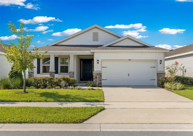Photo 1 of Single family home for sale at 7974 Penrose Pl, Wildwood, FL 34785 | MLS# OM731947 | Listing updated on 2026-09-23