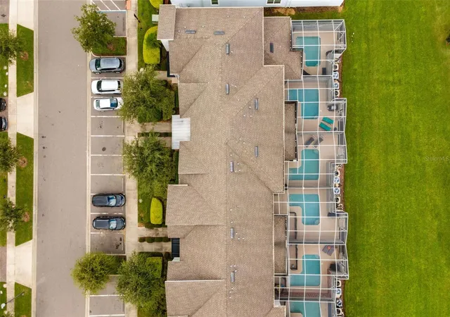 Photo 2 of Townhouse for sale at 590 Pebble Beach Dr, Davenport, FL 33896 | MLS# O6440326 | Listing updated on 2026-10-06