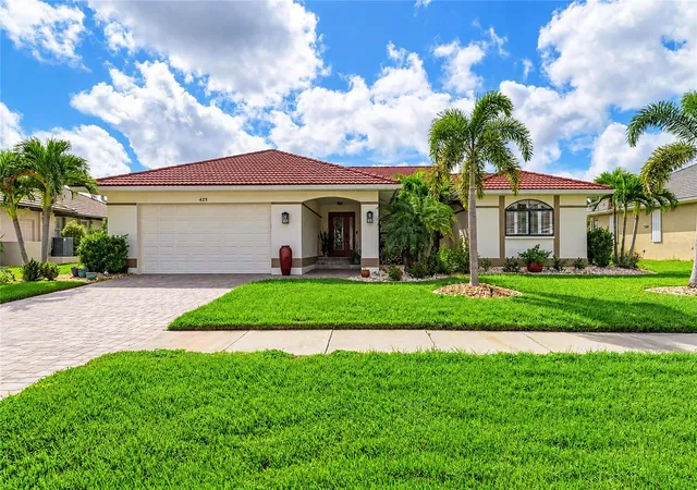 Photo 4 of Single family home for sale at 425 Monaco Dr, Punta Gorda, FL 33950 | MLS# C7530515 | Listing updated on 2026-09-28
