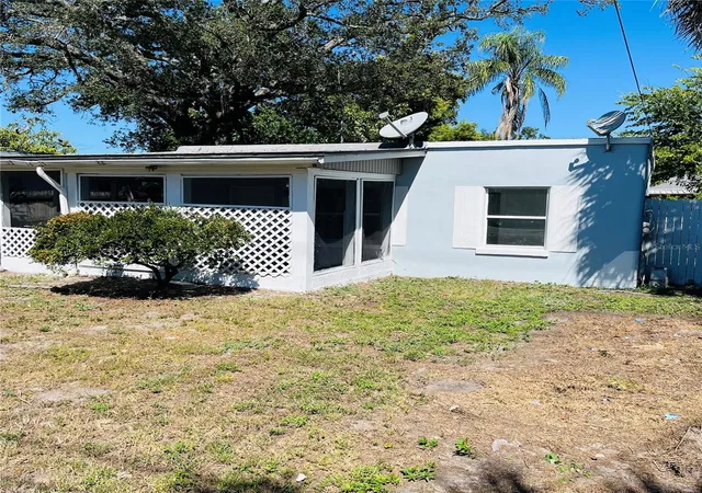 Photo 2 of Single family home for sale at 920 E Seneca Ave, Tampa, FL 33612 | MLS# TB8546852 | Listing updated on 2026-10-04
