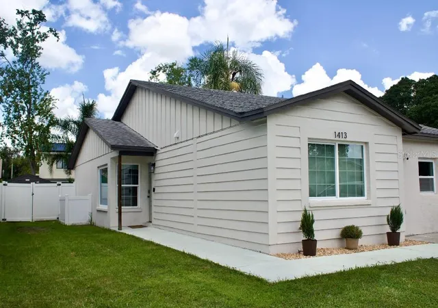 Photo 1 of Single family home for sale at 1413 Bramblewood Dr, Lakeland, FL 33811 | MLS# TB8546854 | Listing updated on 2026-09-11