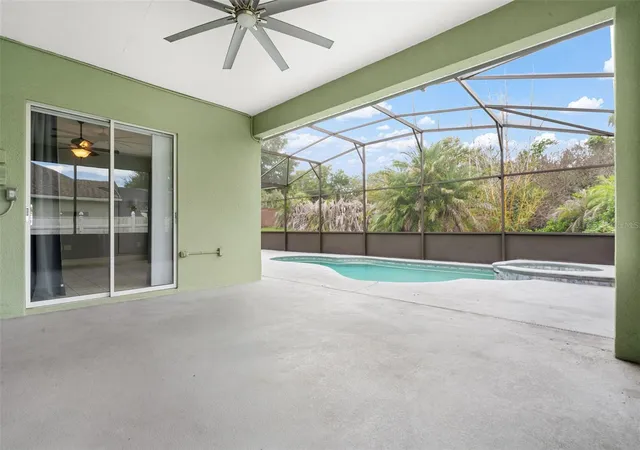 Photo 4 of Single family home for sale at 2806 Spinning Silk Ct, Kissimmee, FL 34747 | MLS# S5157231 | Listing updated on 2026-09-11