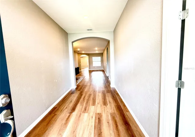 Photo 3 of Single family home for sale at 35006 Long Is Ct, Zephyrhills, FL 33541 | MLS# O6440359 | Listing updated on 2026-09-12