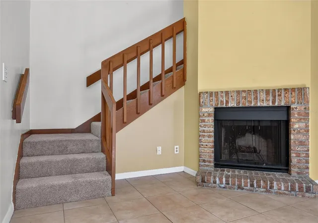 Listing Photo 4 - Condo for sale in building located at 962 Newcastle Cir, LAKE MARY, FL 32746 - Unit #202