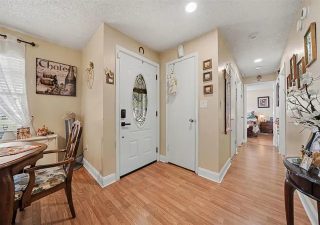 Photo 3 of Single family home for sale at 2399 Kimberly Dr, Deltona, FL 32738 | MLS# V4951191 | Listing updated on 2026-09-11