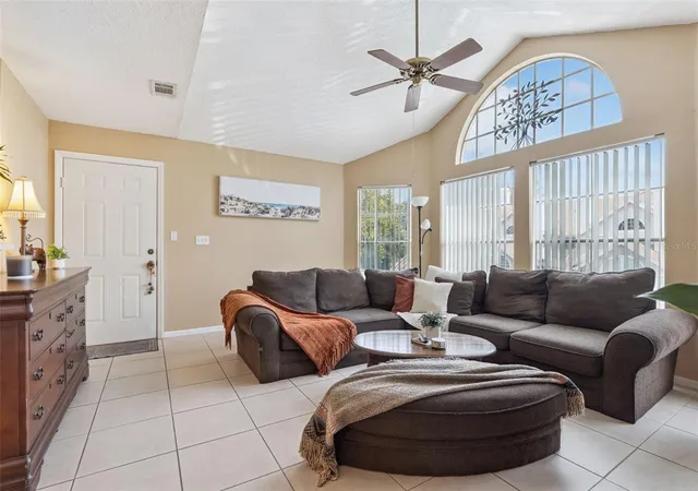 Photo 2 of Condo for sale at 633 Greencove Ter #142, Altamonte Springs, FL 32714 | MLS# O6440371 | Listing updated on 2026-09-15