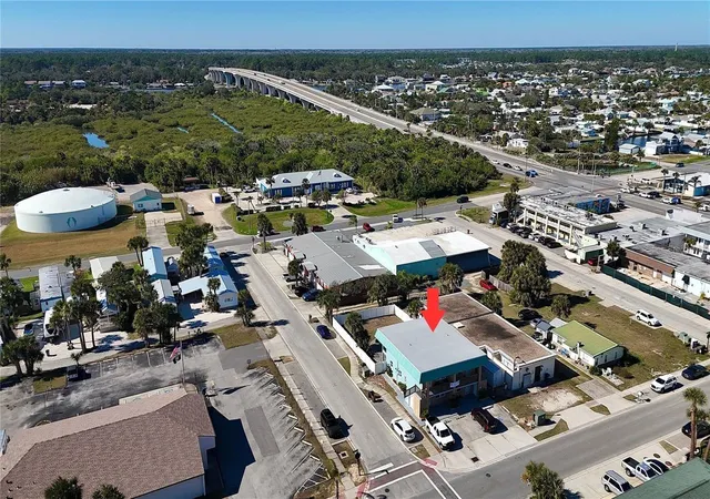 Listing Photo 4 - Condo for sale in building located at 212 S Daytona Ave, FLAGLER BEACH, FL 32136