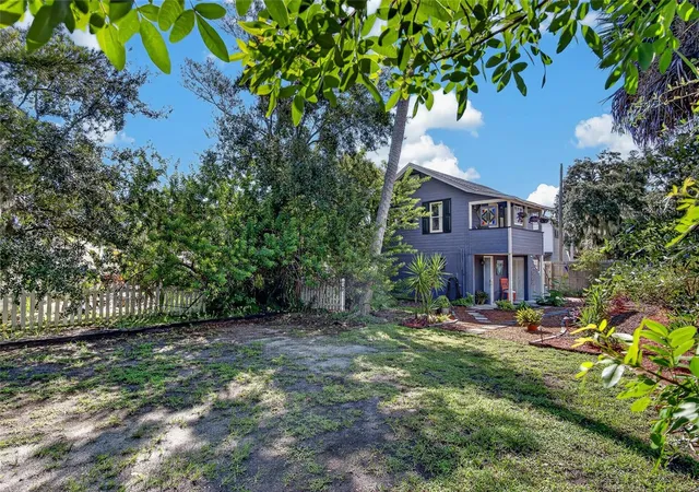 Photo 4 of Single family home for sale at 312 Dunlawton Ave, Port Orange, FL 32127 | MLS# V4951192 | Listing updated on 2026-09-29