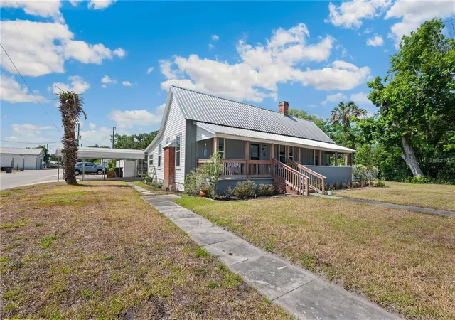 Photo 1 of Sale Pending at 113 W Noble Ave, Bushnell, FL 33513 | MLS# G5117559 | Listing updated on 2026-09-11