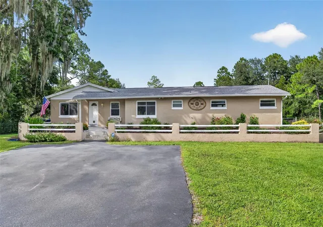Photo 3 of Single family home for sale at 20963 E Colonial Dr, Christmas, FL 32709 | MLS# O6440384 | Listing updated on 2026-09-15
